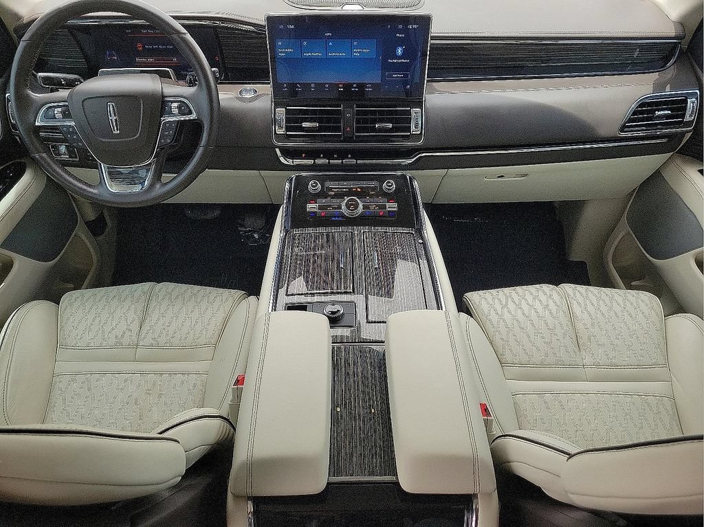 Used 2022 Lincoln Navigator Black Label AWD/4WD image 11