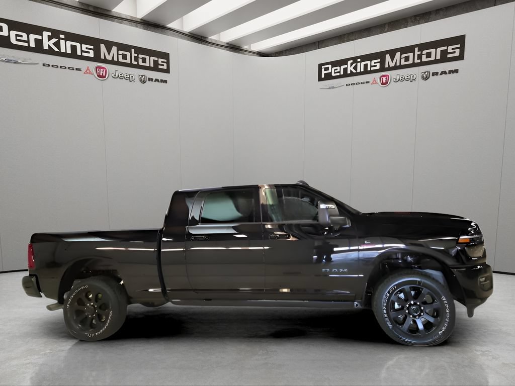 New 2026 RAM 2500 Laramie AWD/4WD image 6