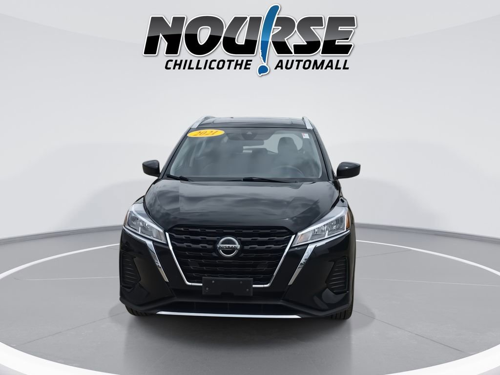 Used 2021 Nissan Kicks SV FWD image 3