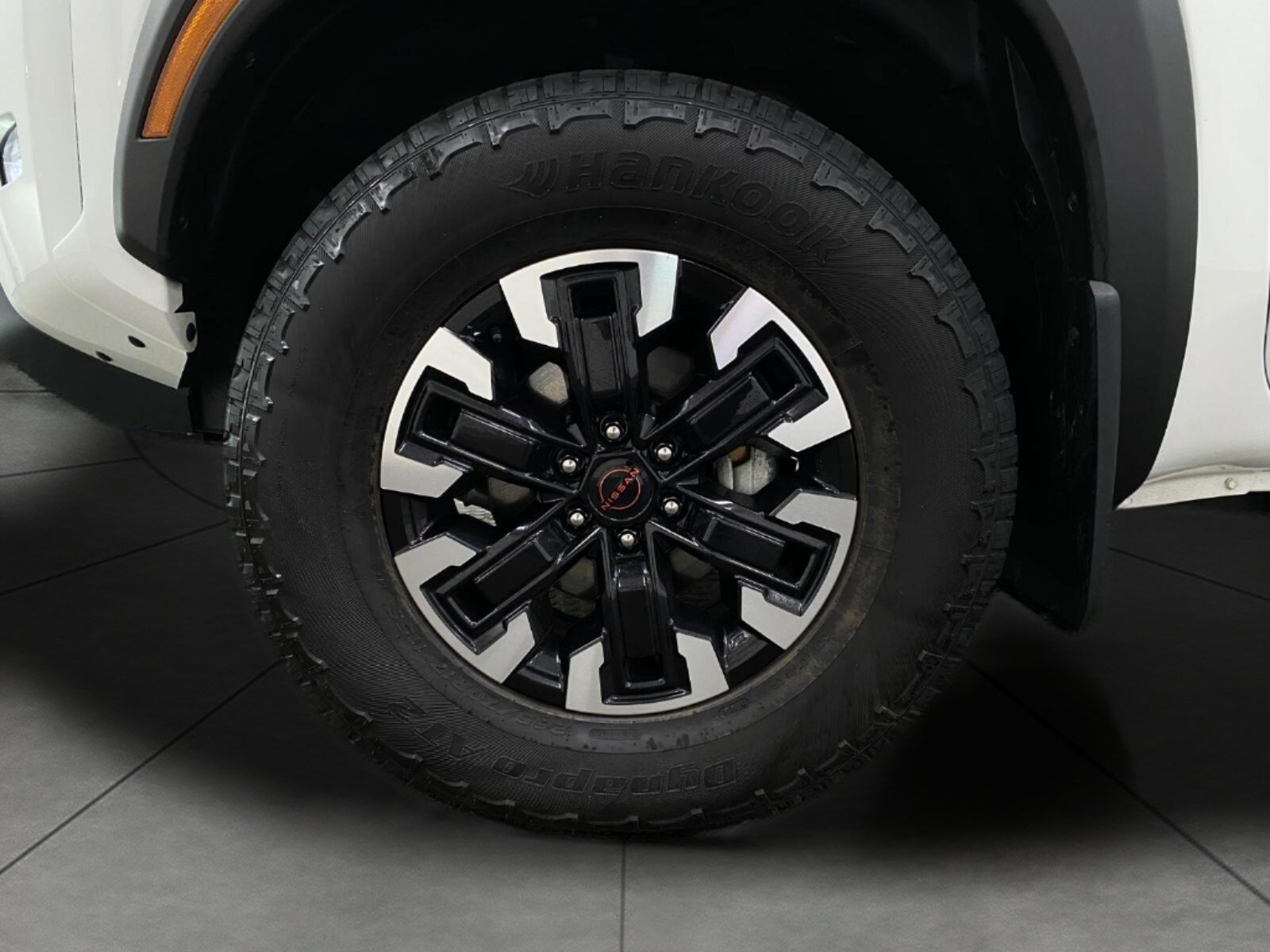 Certified 2023 Nissan Frontier PRO-4X w/ Pro Convenience Package AWD/4WD image 12