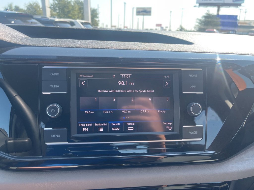 Used 2024 Volkswagen Taos S image 10