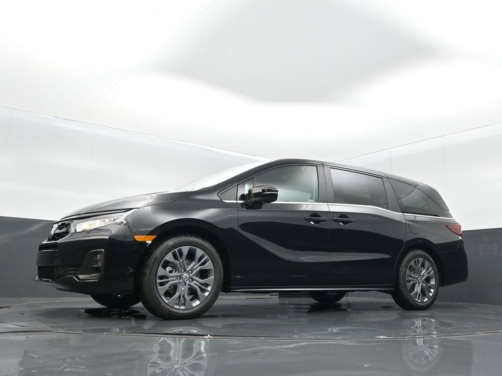 New 2026 Honda Odyssey Touring image 11