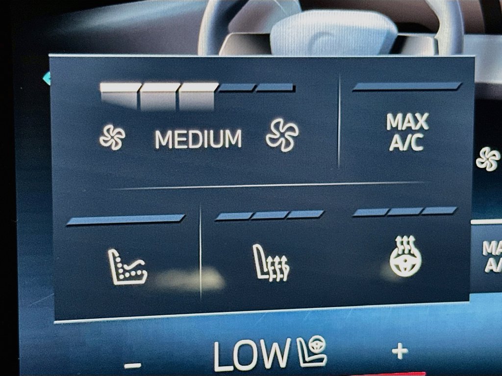 New 2027 BMW X1 xDrive28i AWD/4WD image 20