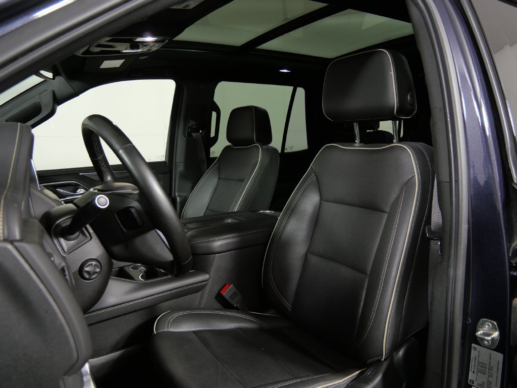 Used 2023 GMC Yukon SLT w/ SLT Premium Package AWD/4WD image 12
