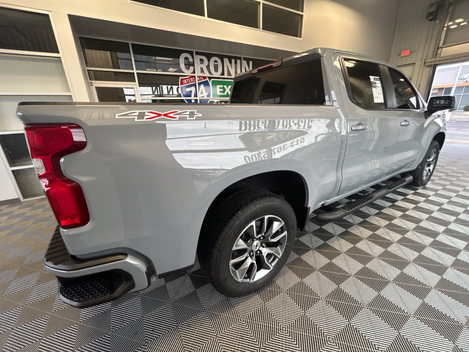Used 2024 Chevrolet Silverado 1500 RST w/ Protection Package AWD/4WD image 6
