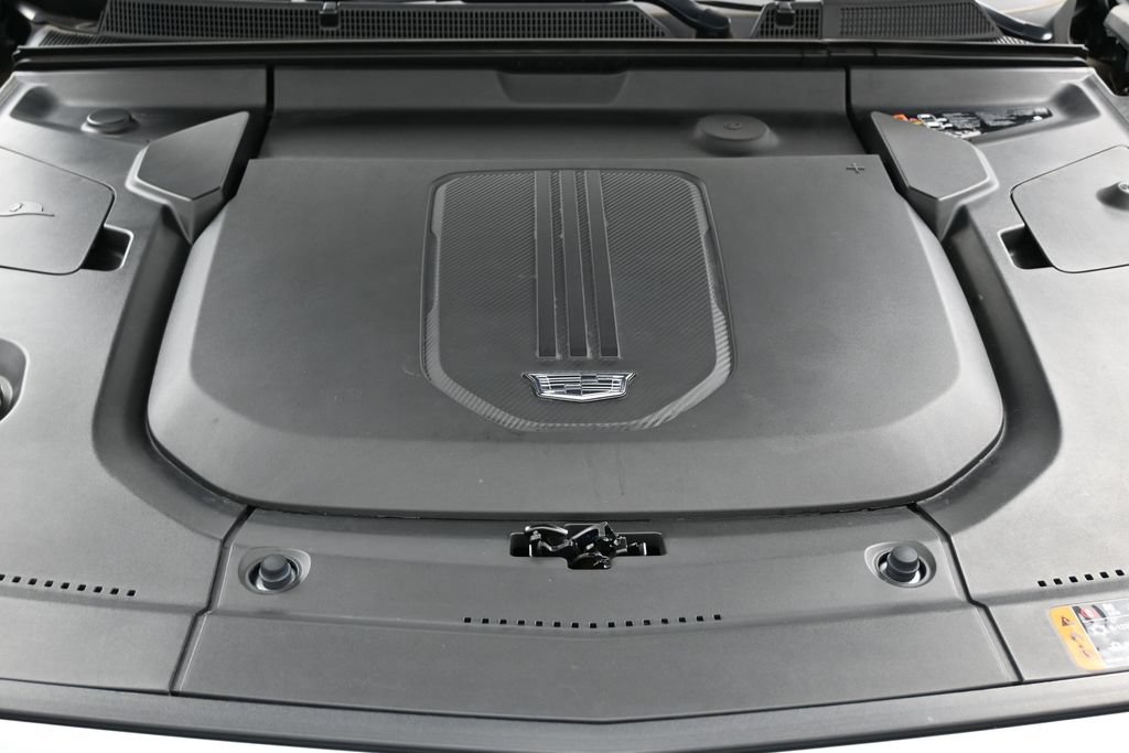 Used 2024 Cadillac Lyriq Tech RWD image 23