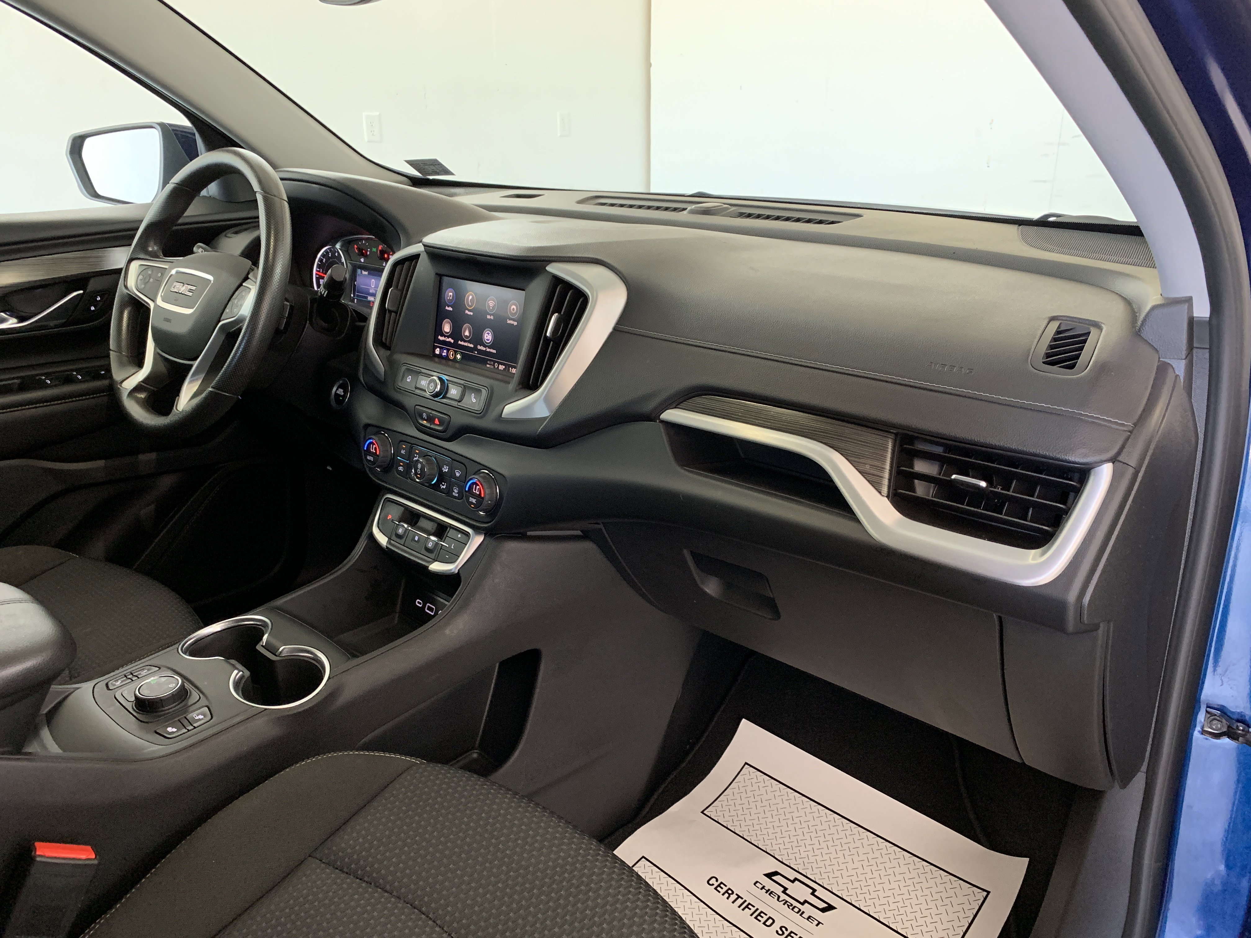 Used 2022 GMC Terrain SLE w/ Driver Convenience Package image 30