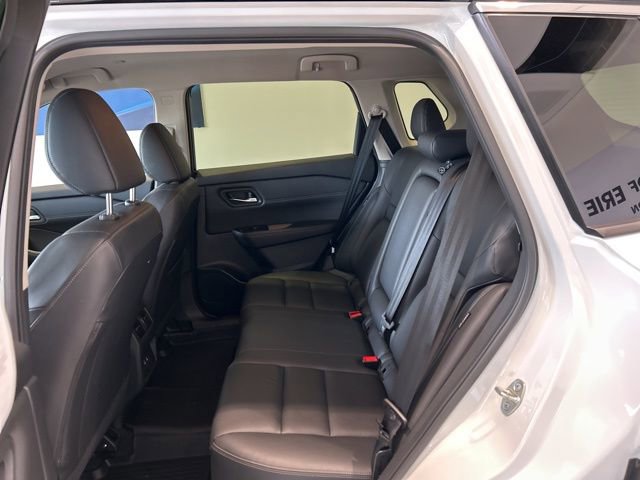 Used 2024 Nissan Rogue SL image 14