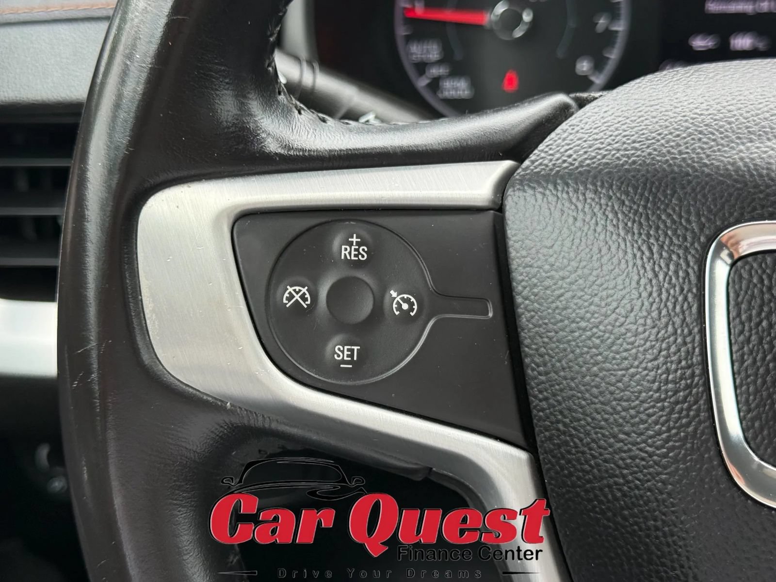 Used 2018 GMC Terrain SLE w/ Driver Convenience Package FWD image 24