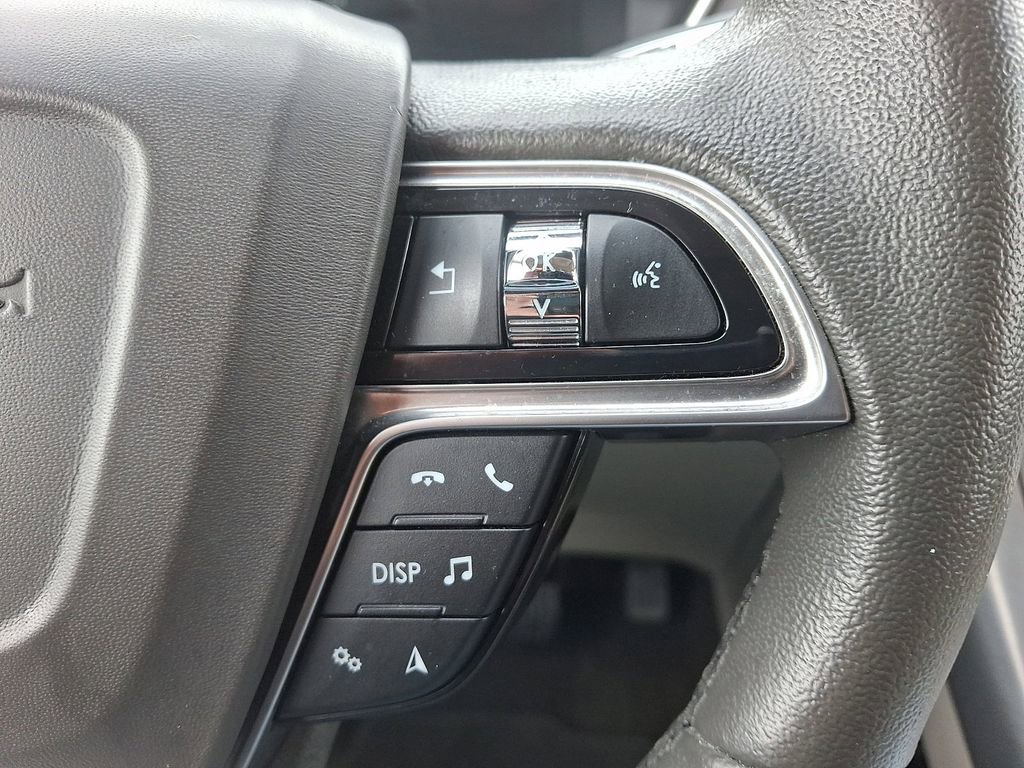 Used 2019 Lincoln Nautilus Premier AWD/4WD image 22