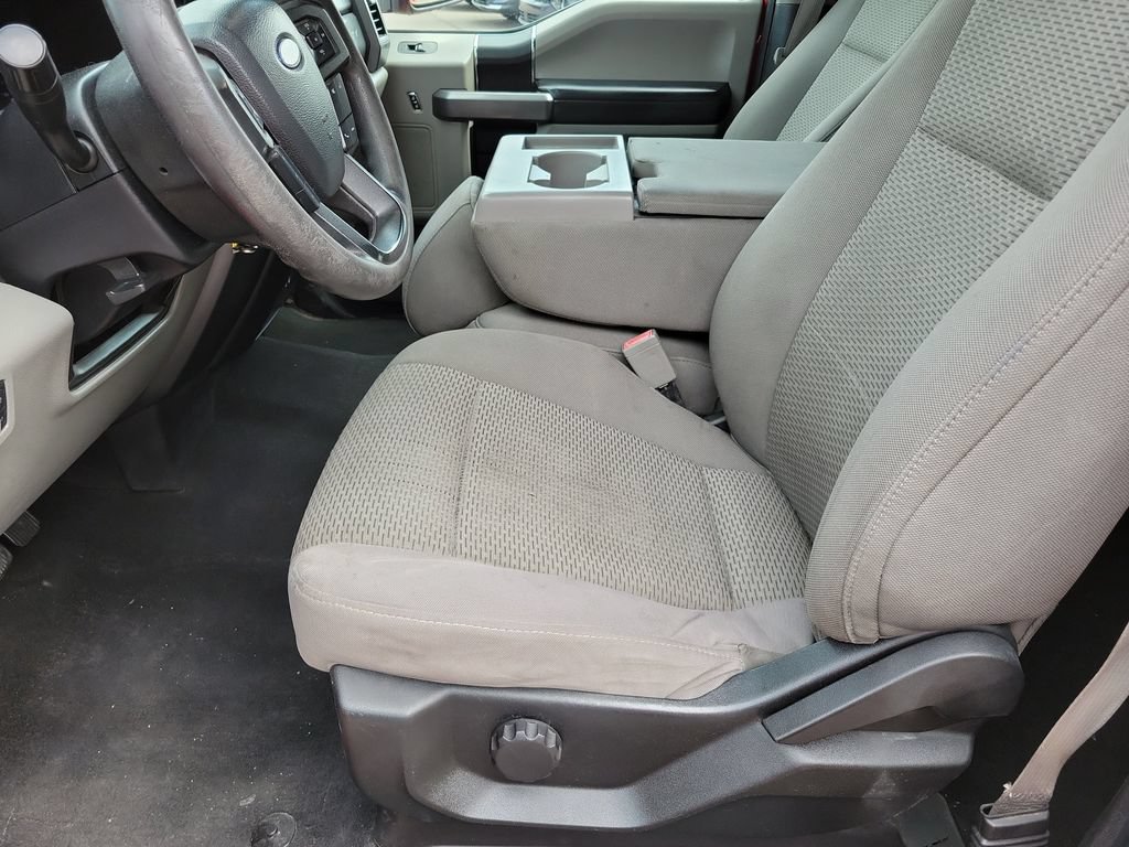 Used 2019 Ford F250 XLT w/ Snow Plow Prep Package AWD/4WD image 9