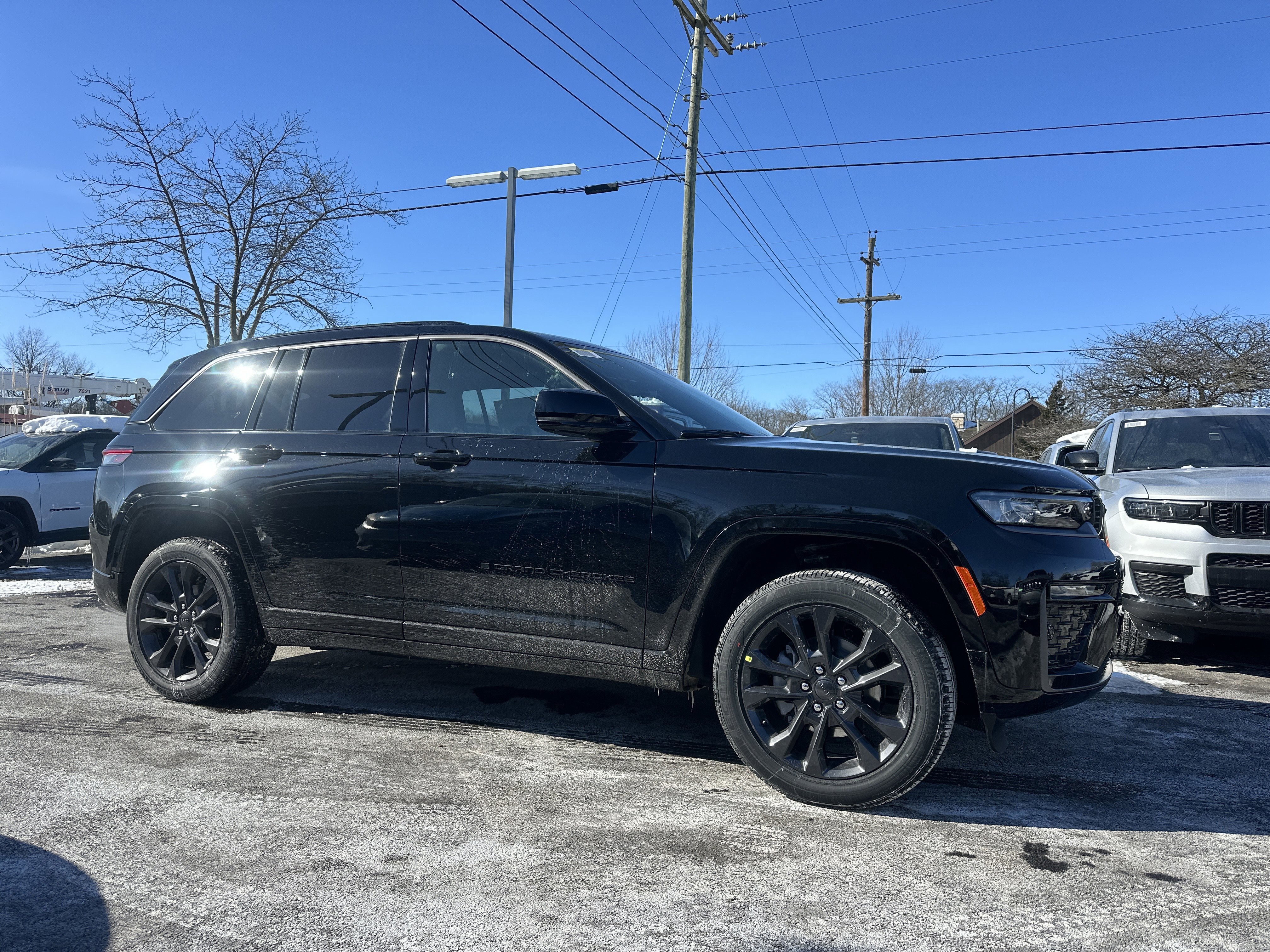 New 2026 Jeep Grand Cherokee Limited Reserve image 22