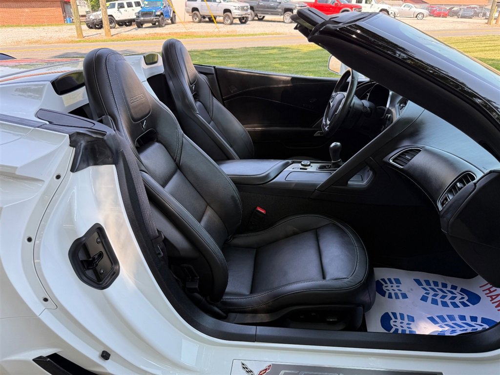 Used 2016 Chevrolet Corvette Z06 w/ 3LZ Preferred Equipment Group image 60