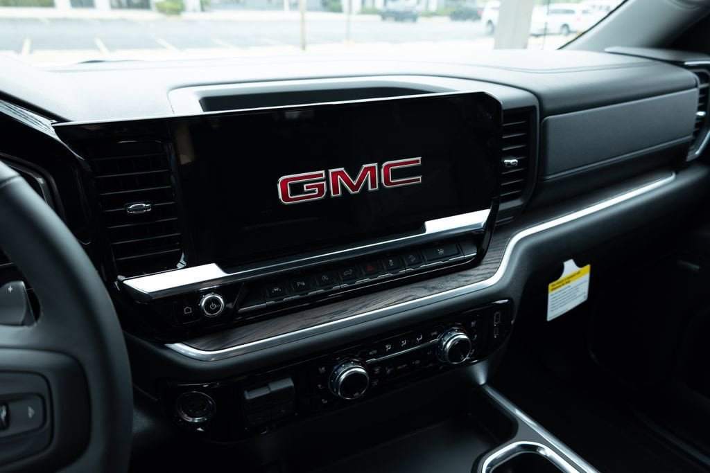 New 2026 GMC Sierra 1500 SLT w/ SLT Premium Plus Package AWD/4WD image 12