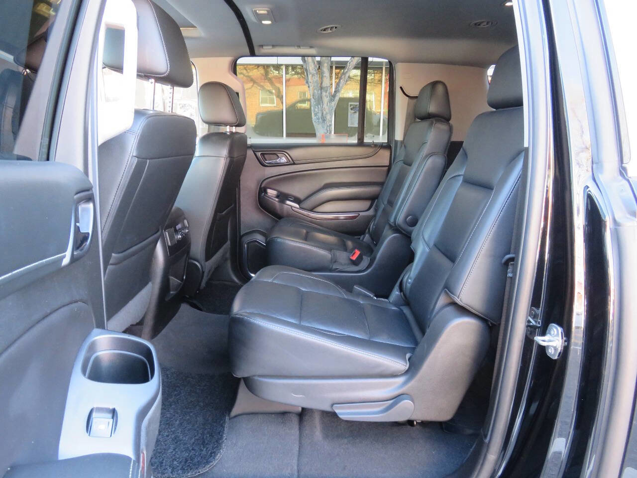 Used 2019 GMC Yukon XL SLT image 21