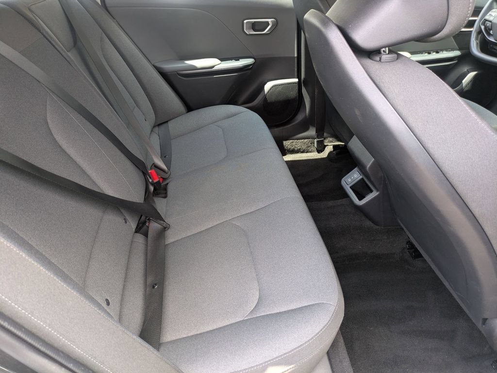 Used 2025 Kia K4 FWD image 29