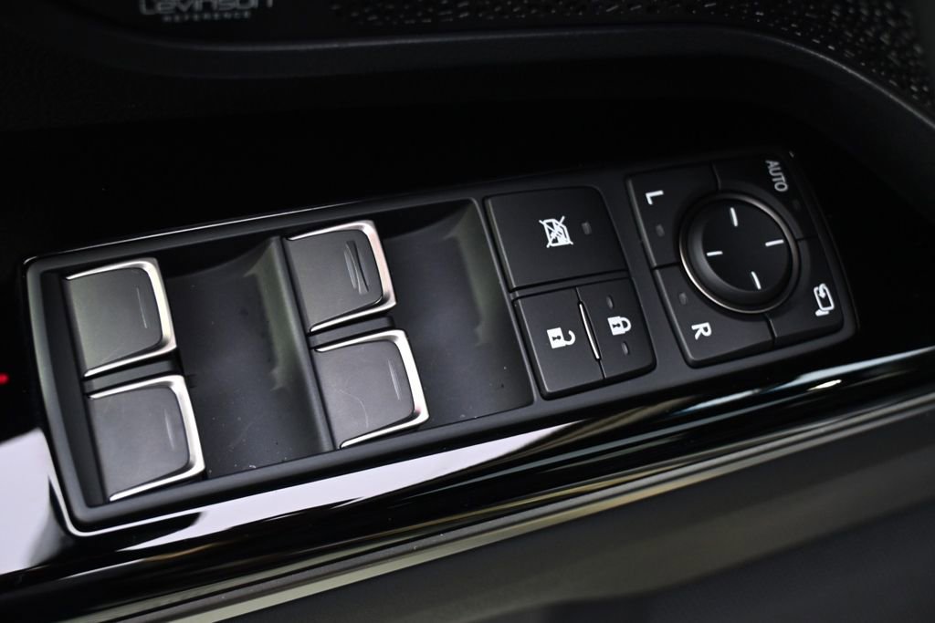 Used 2025 Lexus LX 700h Overtrail w/ Accessory Package (Z1) AWD/4WD image 24