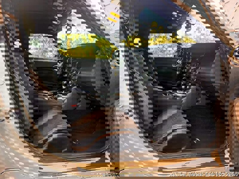 Used 2019 Nissan 370Z Touring Sport image 19