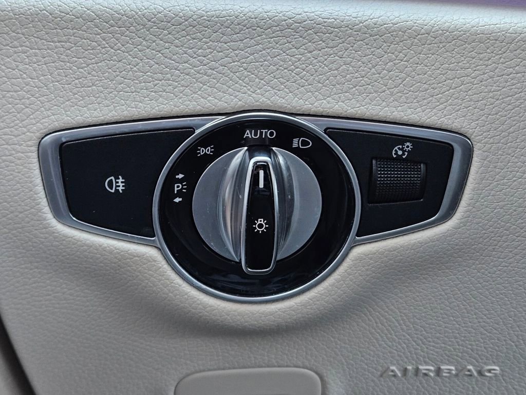 Used 2017 Mercedes-Benz E 300 4MATIC image 25