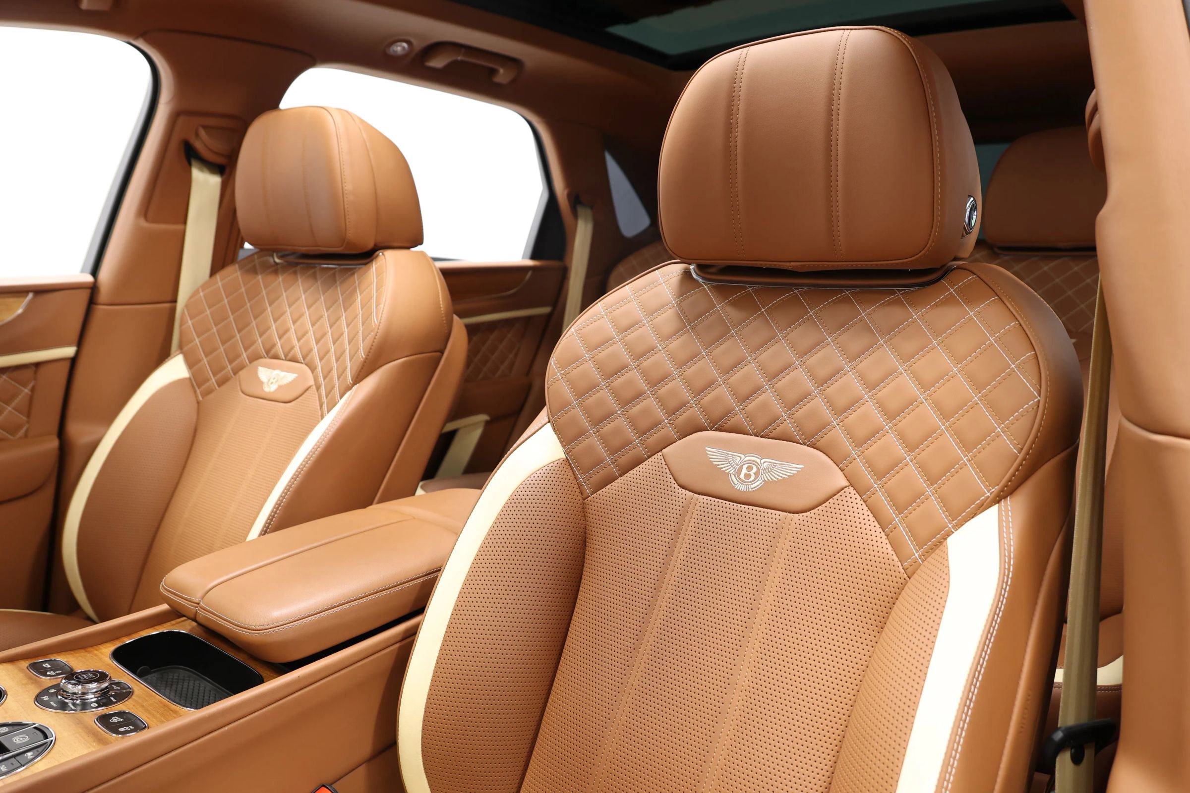 Used 2023 Bentley Bentayga Speed image 20