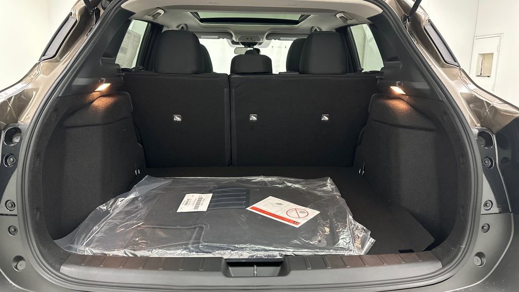 New 2026 Nissan Kicks SV w/ SV Premium Package image 12