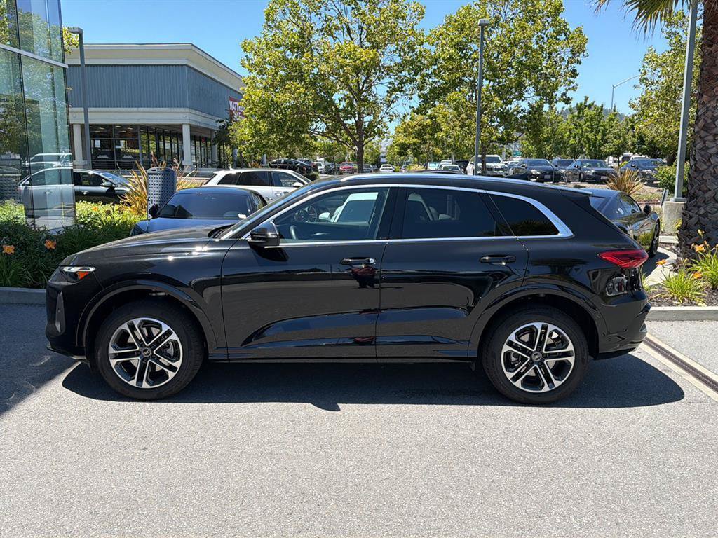 Used 2025 Audi Q5 Premium w/ Convenience Package AWD/4WD image 8