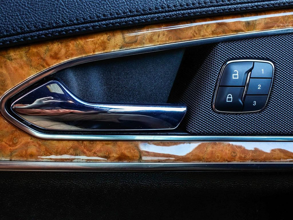 Used 2020 Lincoln Nautilus Reserve AWD/4WD image 9