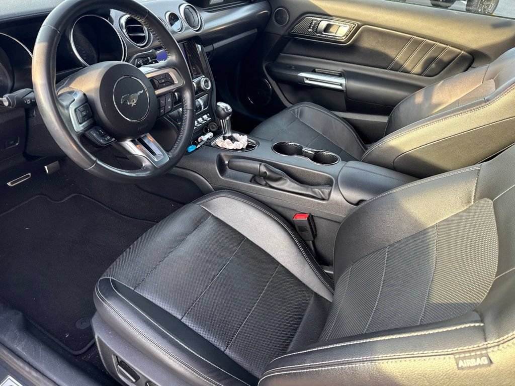 Used 2021 Ford Mustang GT Premium w/ GT Performance Package RWD image 9