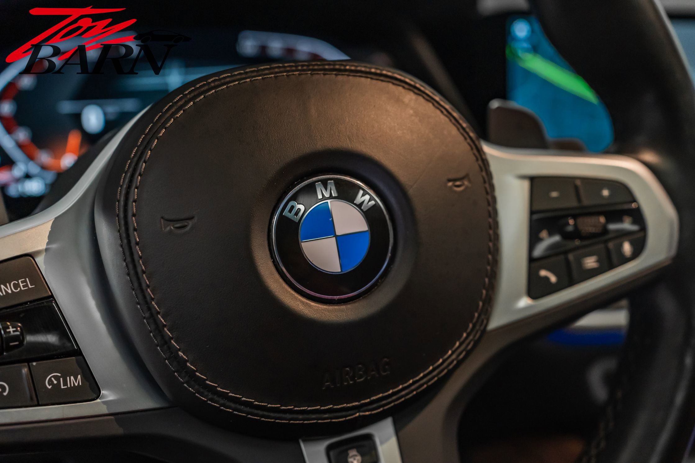 Used 2022 BMW X6 xDrive40i w/ Executive Package image 31