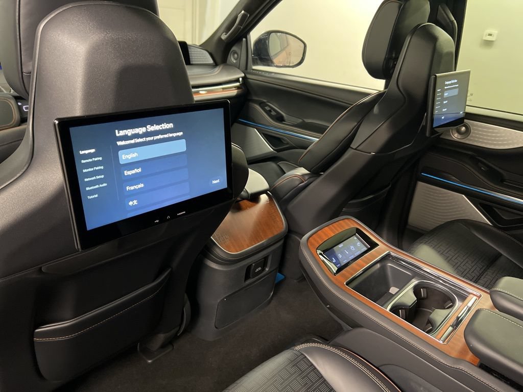 New 2026 Lincoln Navigator Black Label AWD/4WD image 41