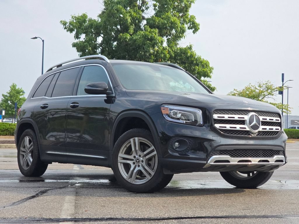 Certified 2023 Mercedes-Benz GLB 250 4MATIC image 2