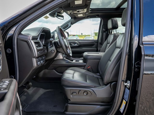 Used 2024 Chevrolet Tahoe RST w/ Luxury Package image 14