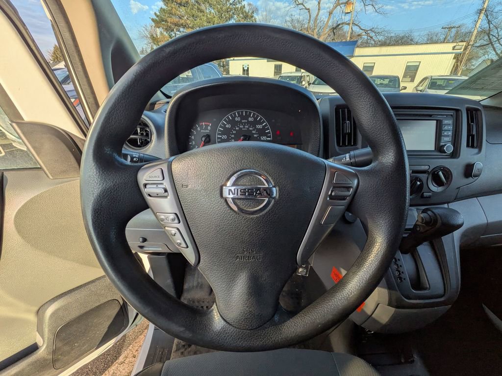 Used 2019 Nissan NV200 SV w/ Navigation Package image 17