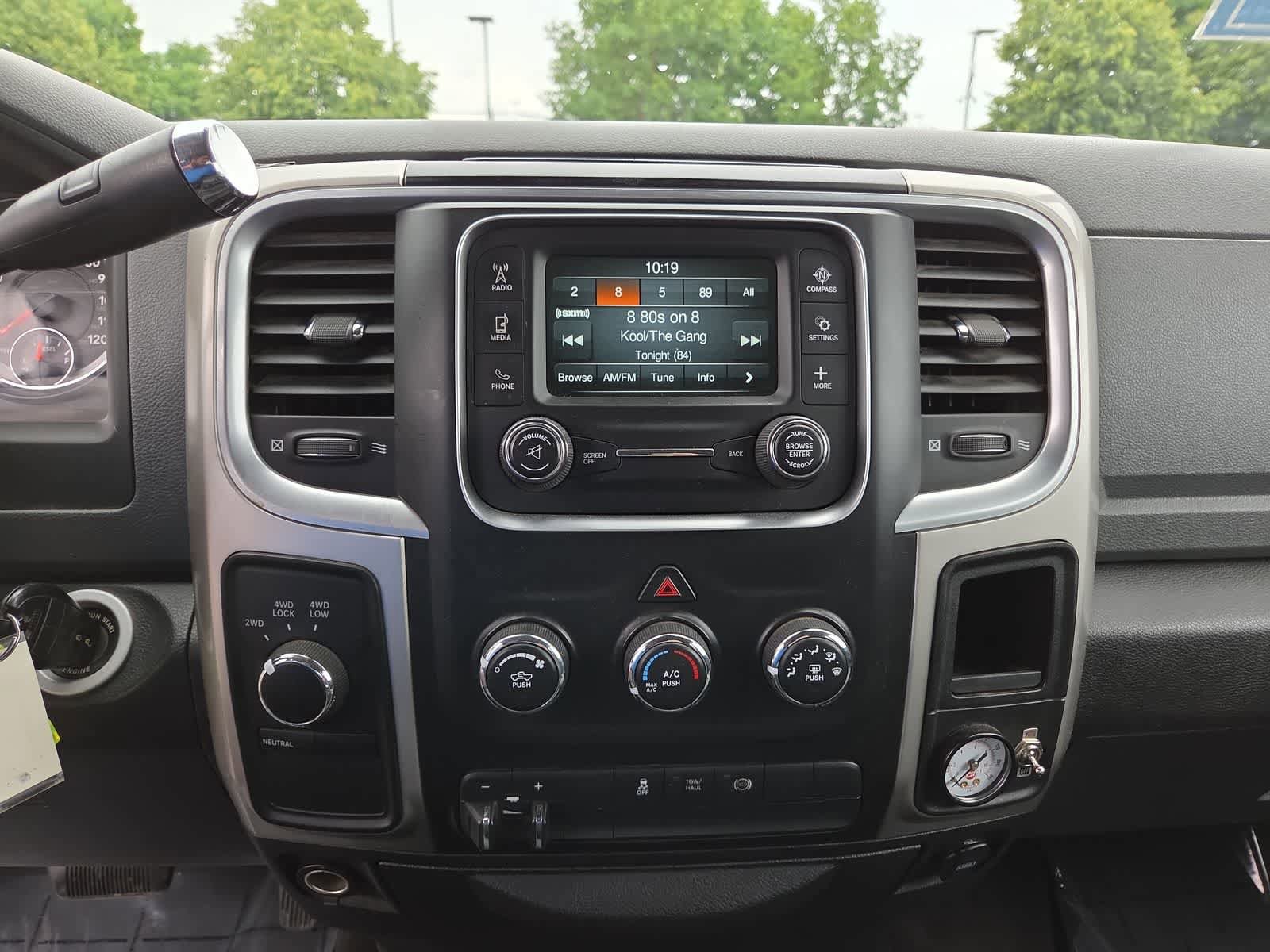 Used 2016 RAM 2500 SLT AWD/4WD image 24