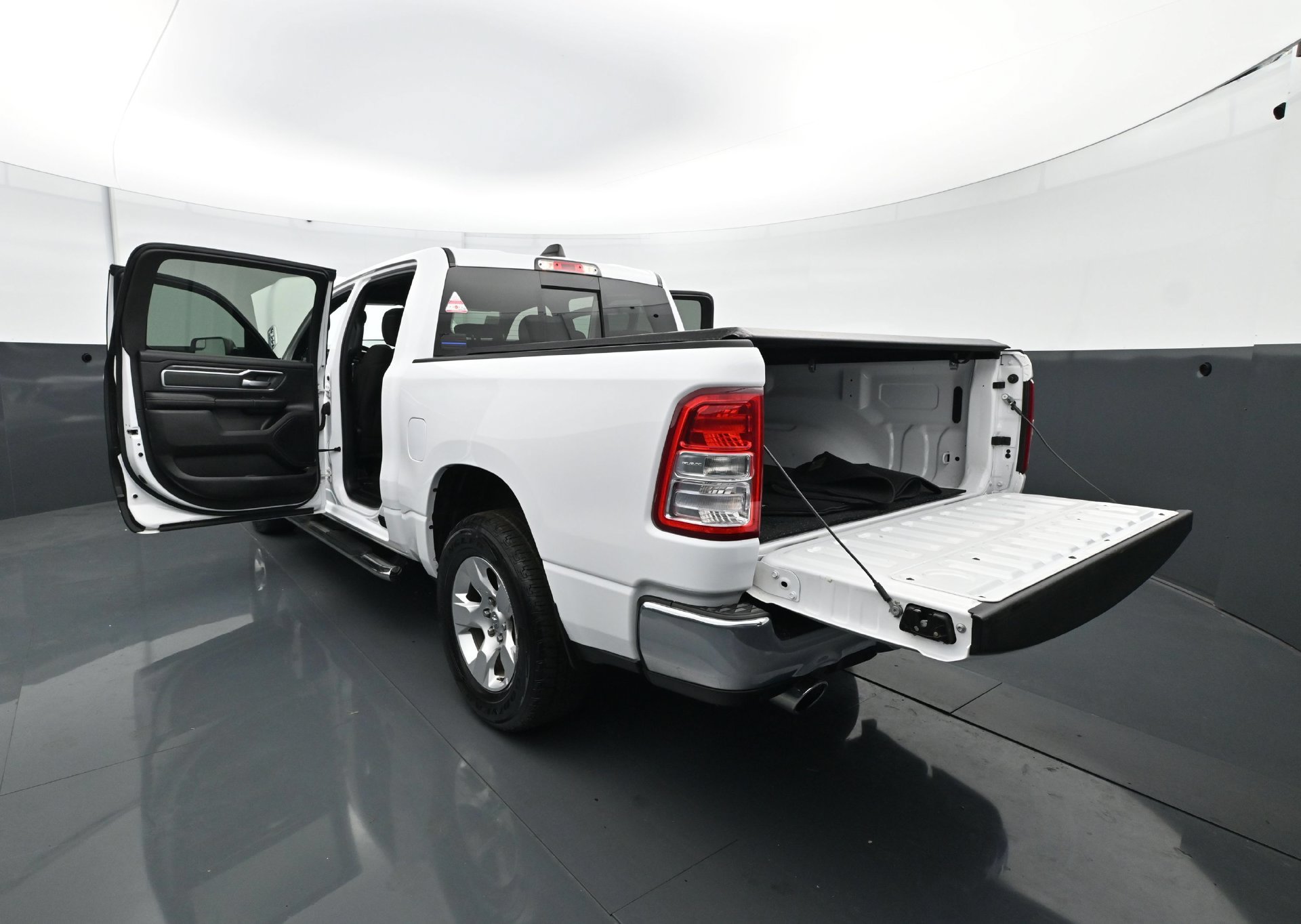 Used 2021 RAM 1500 Big Horn AWD/4WD image 33