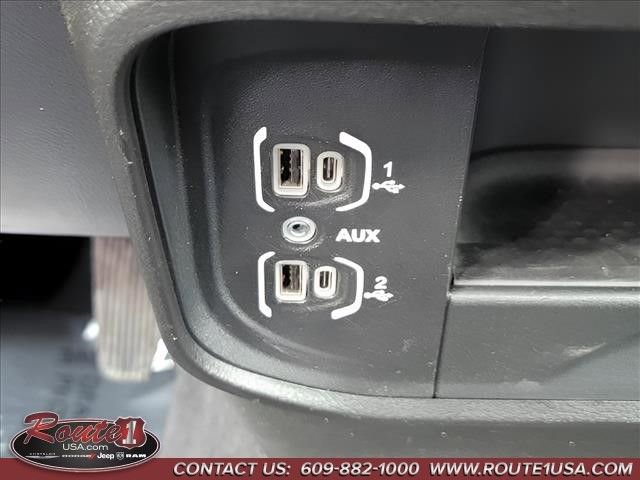 Used 2025 RAM 1500 Big Horn AWD/4WD image 27