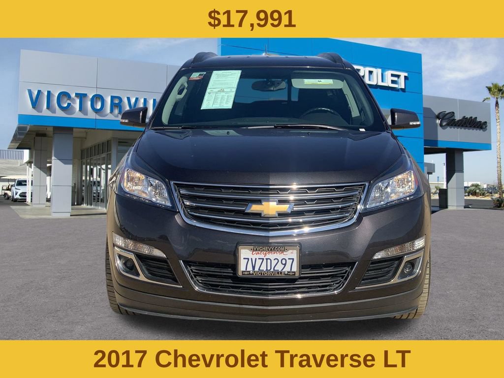 Certified 2017 Chevrolet Traverse LT w/ Style and Technology Package AWD/4WD image 2