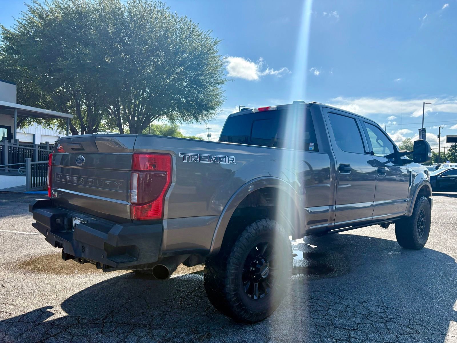 Used 2020 Ford F250 XLT w/ Tremor Off-Road Package AWD/4WD image 3