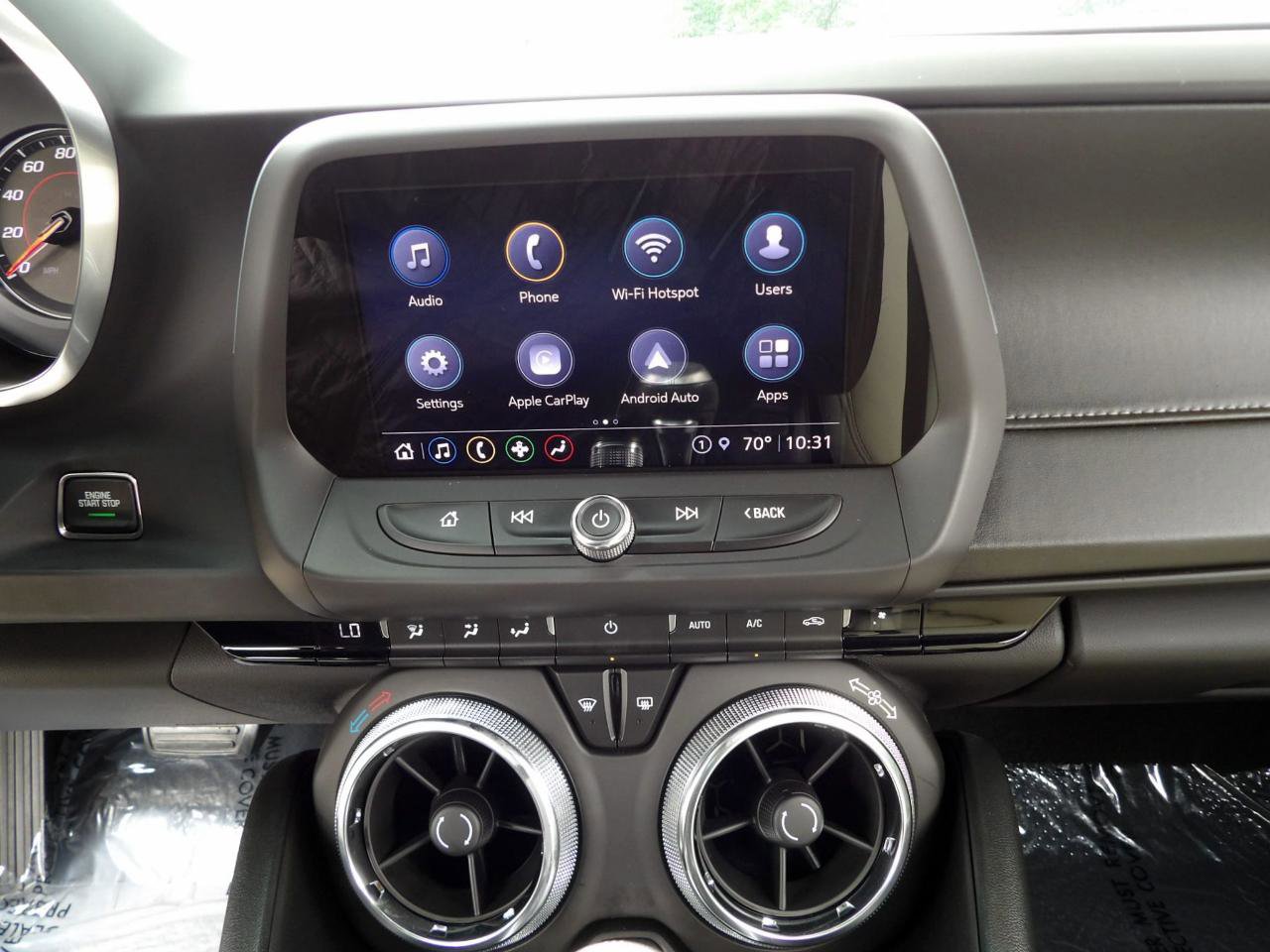 Used 2021 Chevrolet Camaro LT w/ RS Package image 19