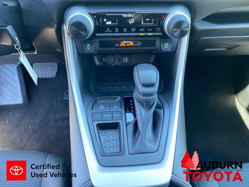 Certified 2025 Toyota RAV4 LE FWD image 37