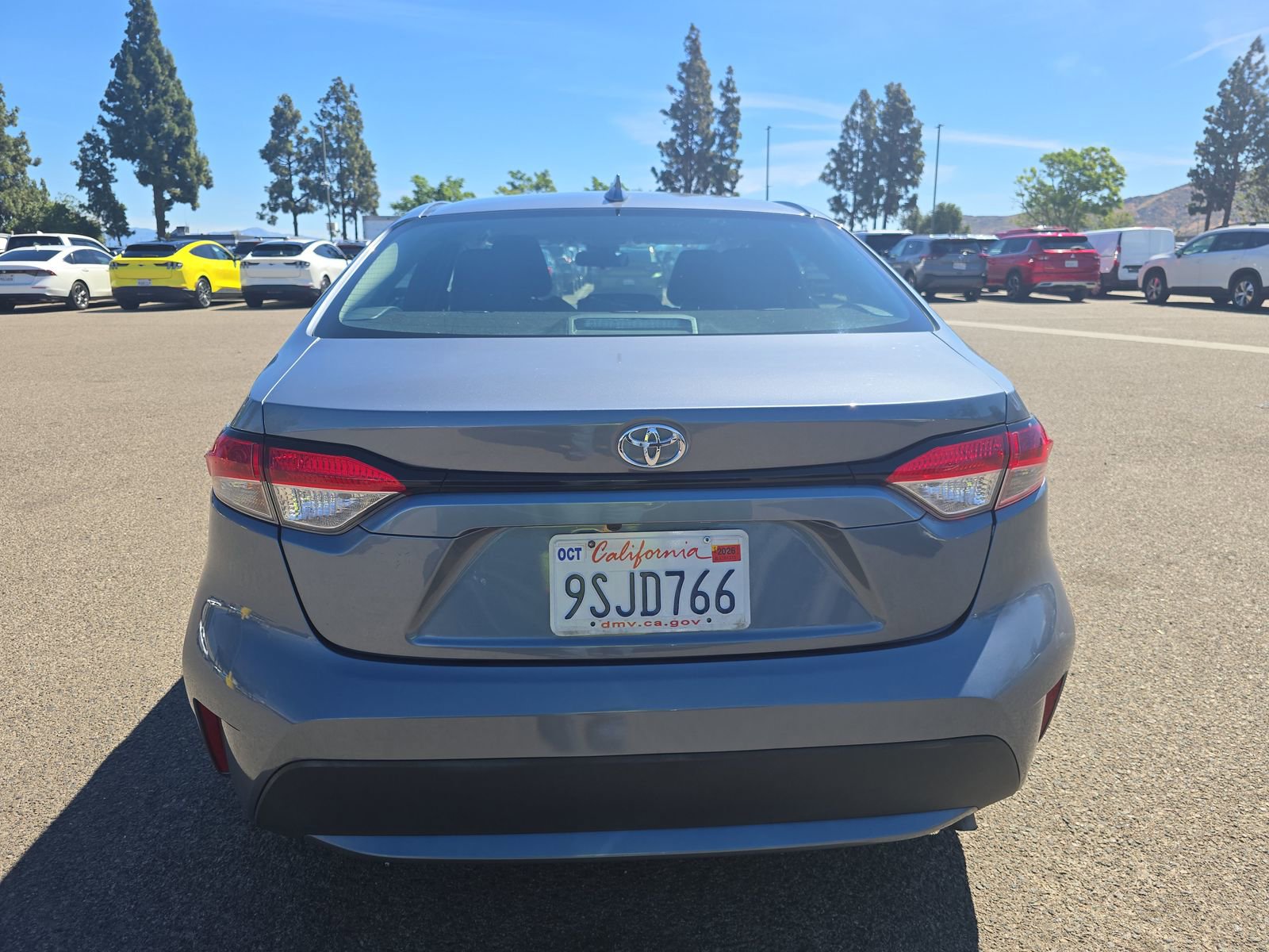 Used 2022 Toyota Corolla LE FWD image 8