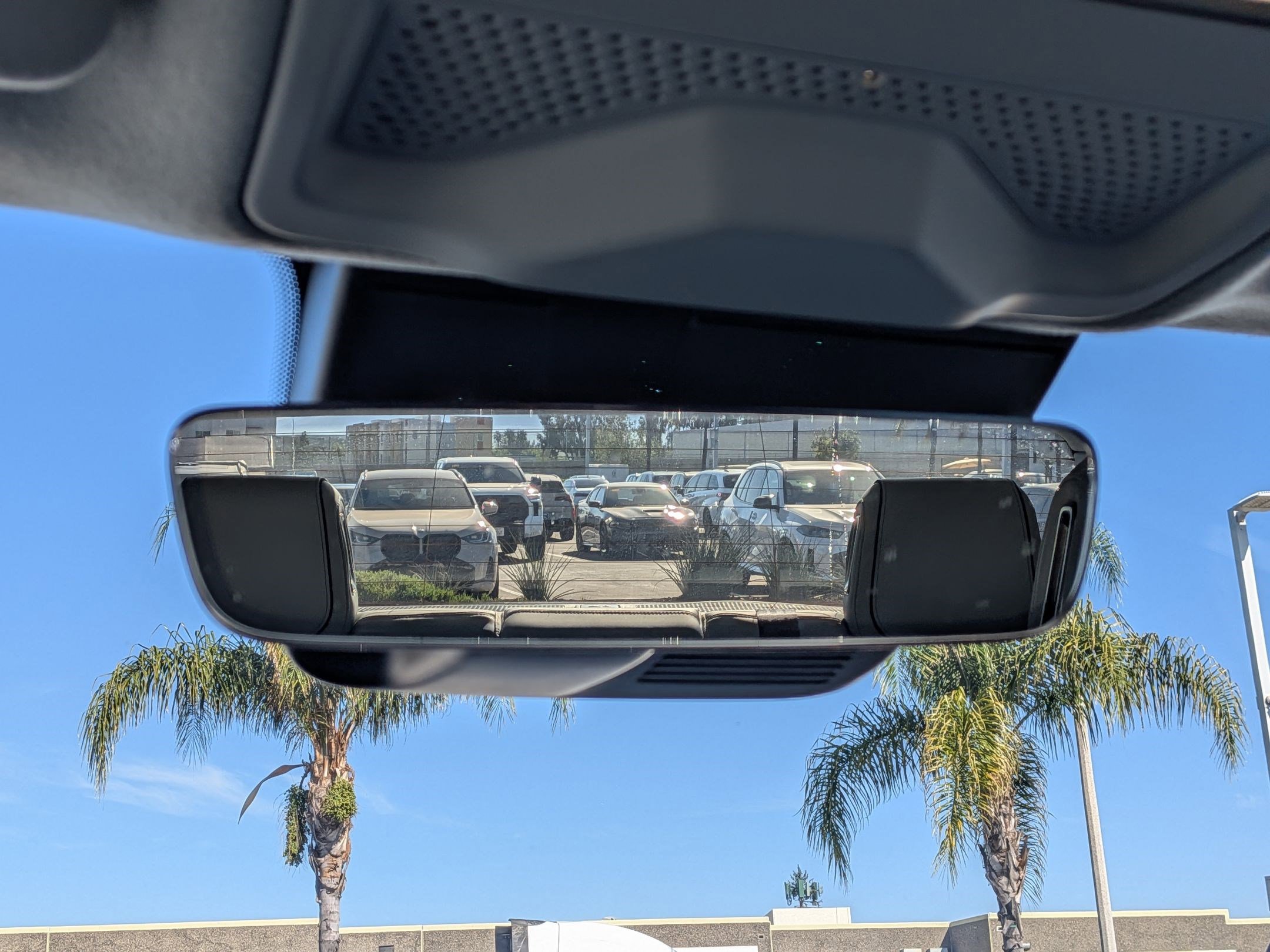 Used 2024 Rivian R1T Adventure image 26