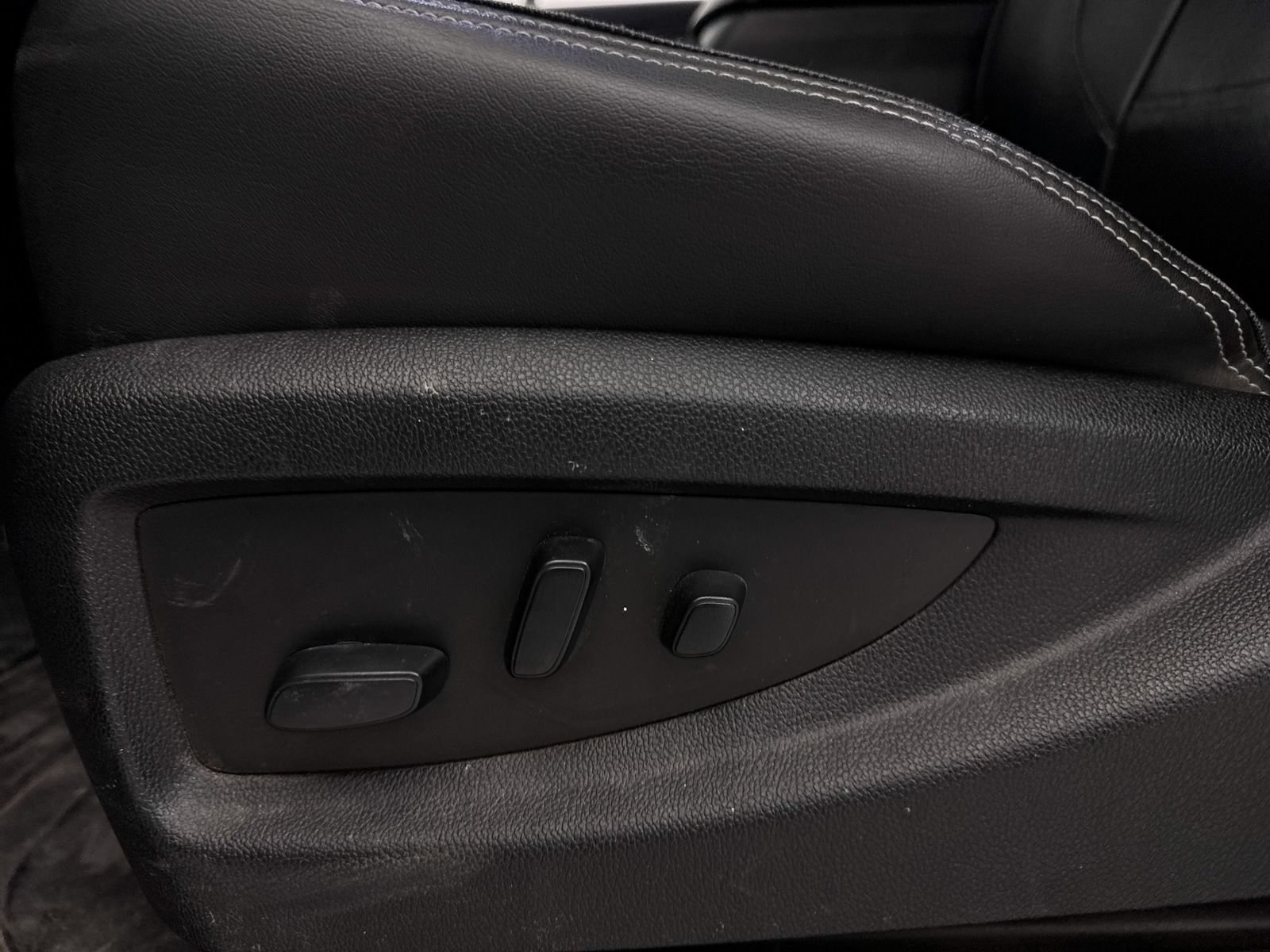 Used 2019 GMC Sierra 2500 Denali AWD/4WD image 25