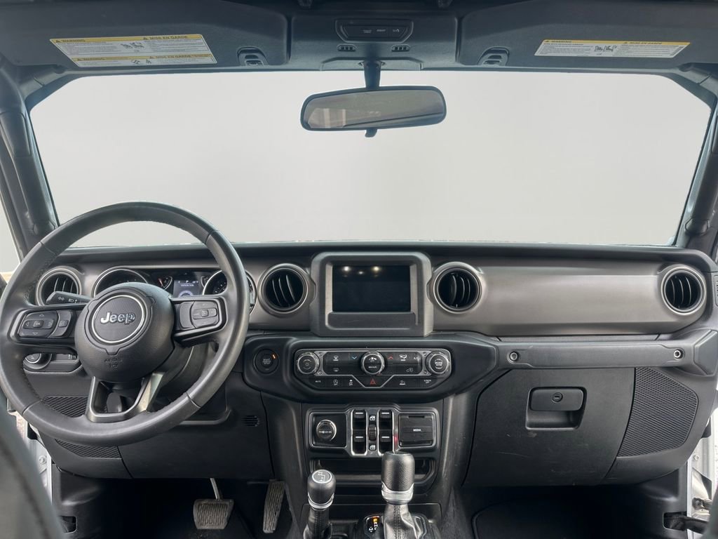 Used 2023 Jeep Gladiator Sport image 12