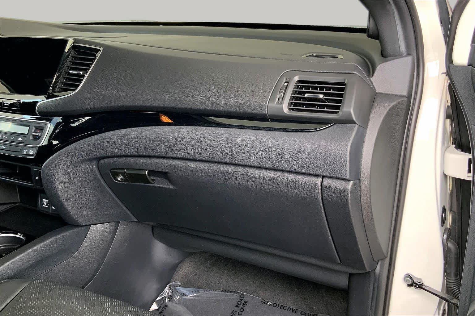 Used 2019 Honda Passport Touring image 19