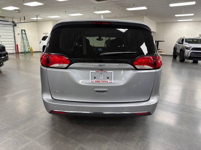 Used 2019 Chrysler Pacifica Touring Plus FWD image 6