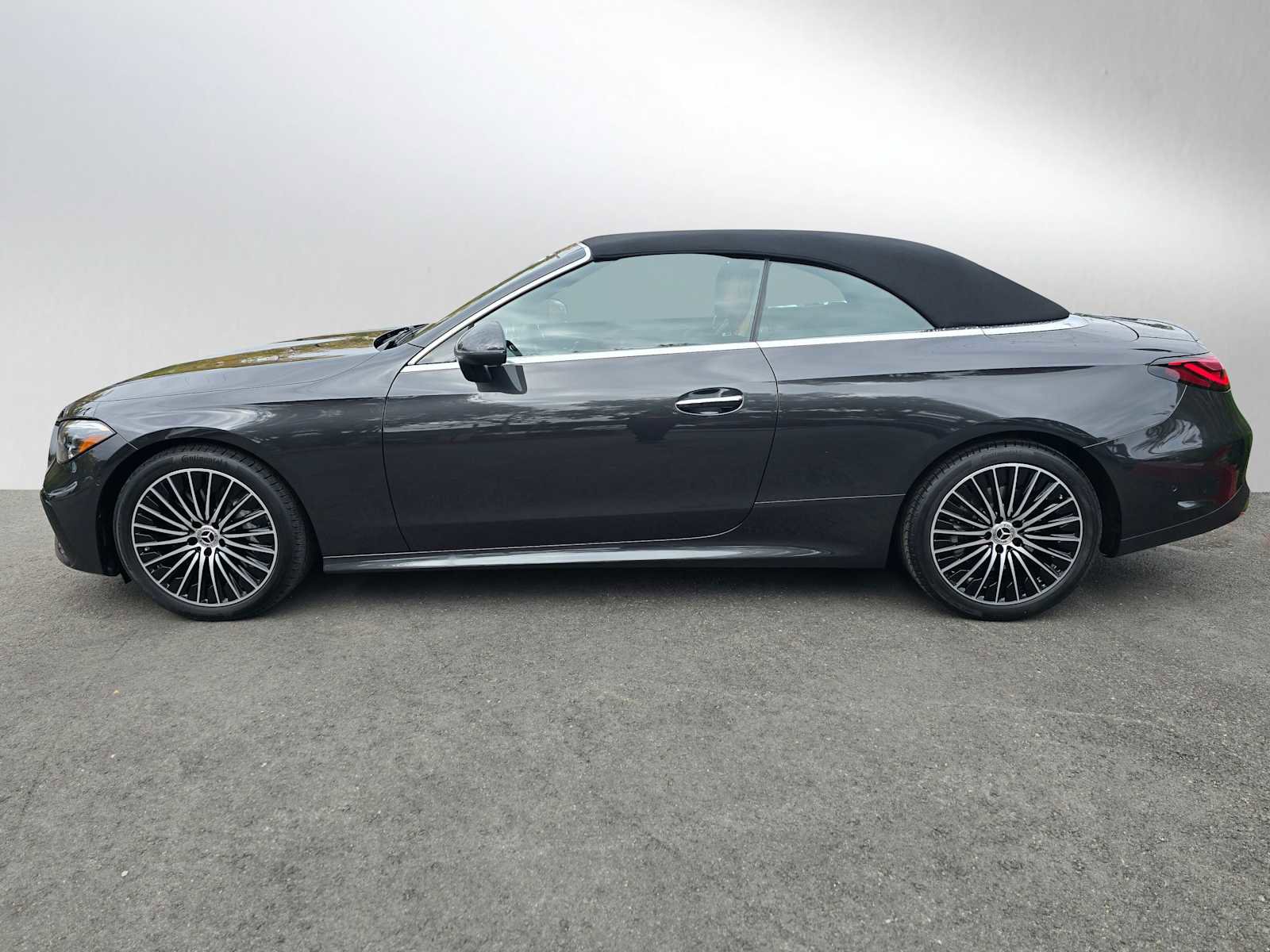 New 2026 Mercedes-Benz CLE 450 4MATIC Cabriolet image 11