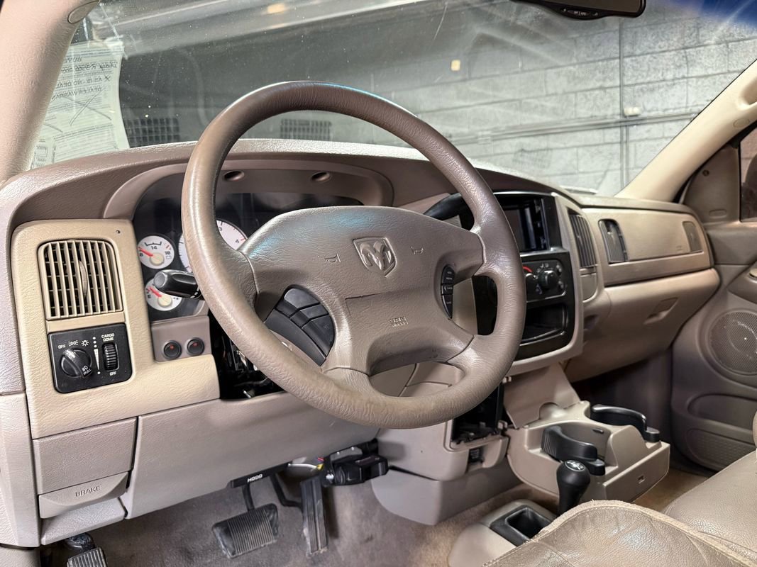 Used 2003 Dodge Ram 3500 Truck Laramie AWD/4WD image 11
