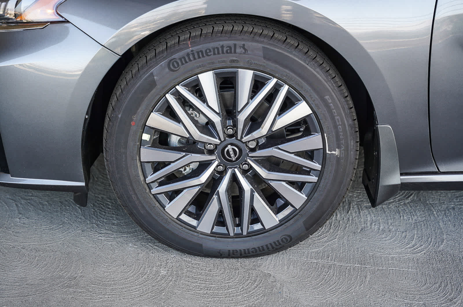 New 2026 Nissan Altima 2.5 SV FWD image 9