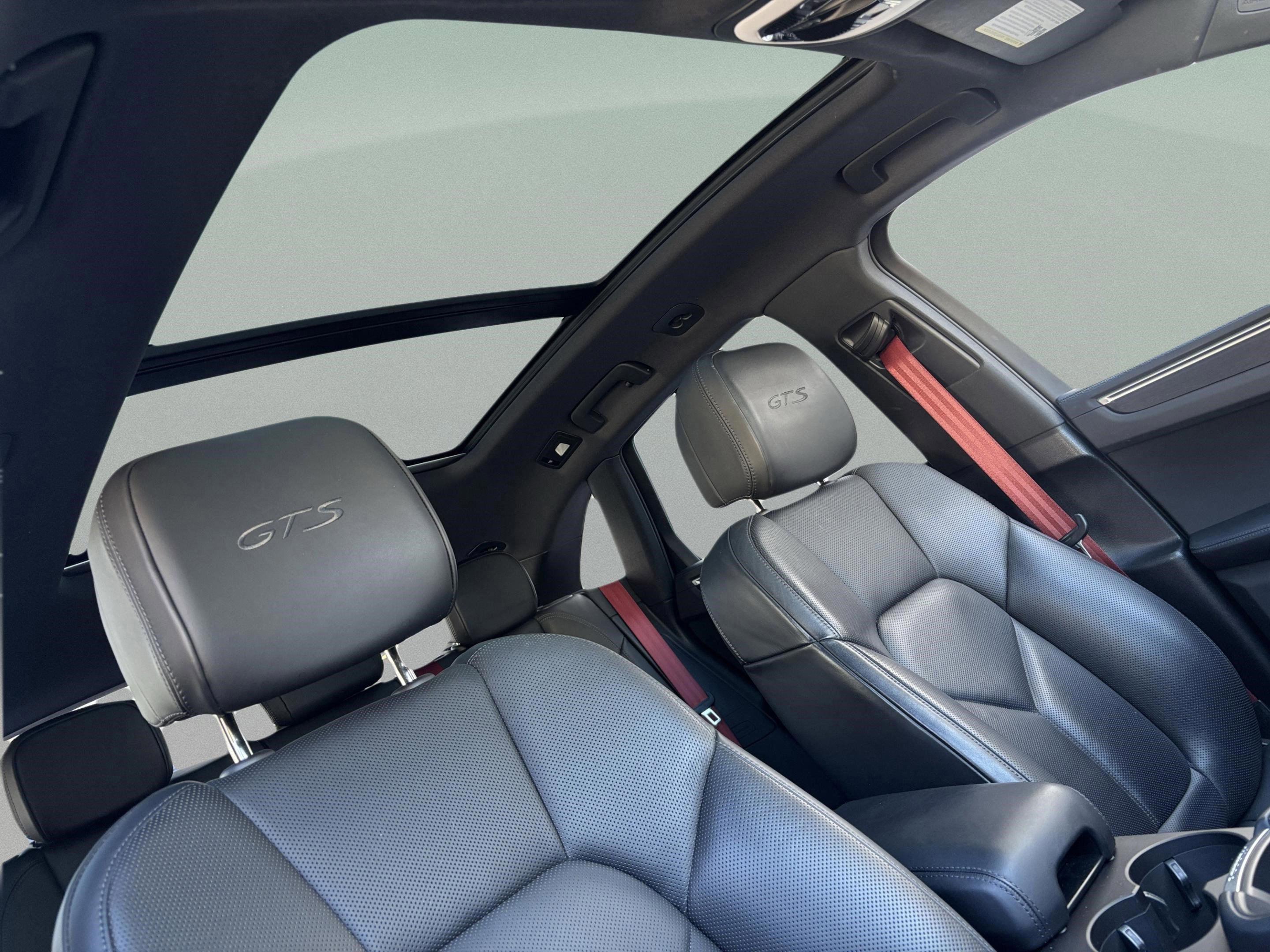 Used 2022 Porsche Macan GTS image 20